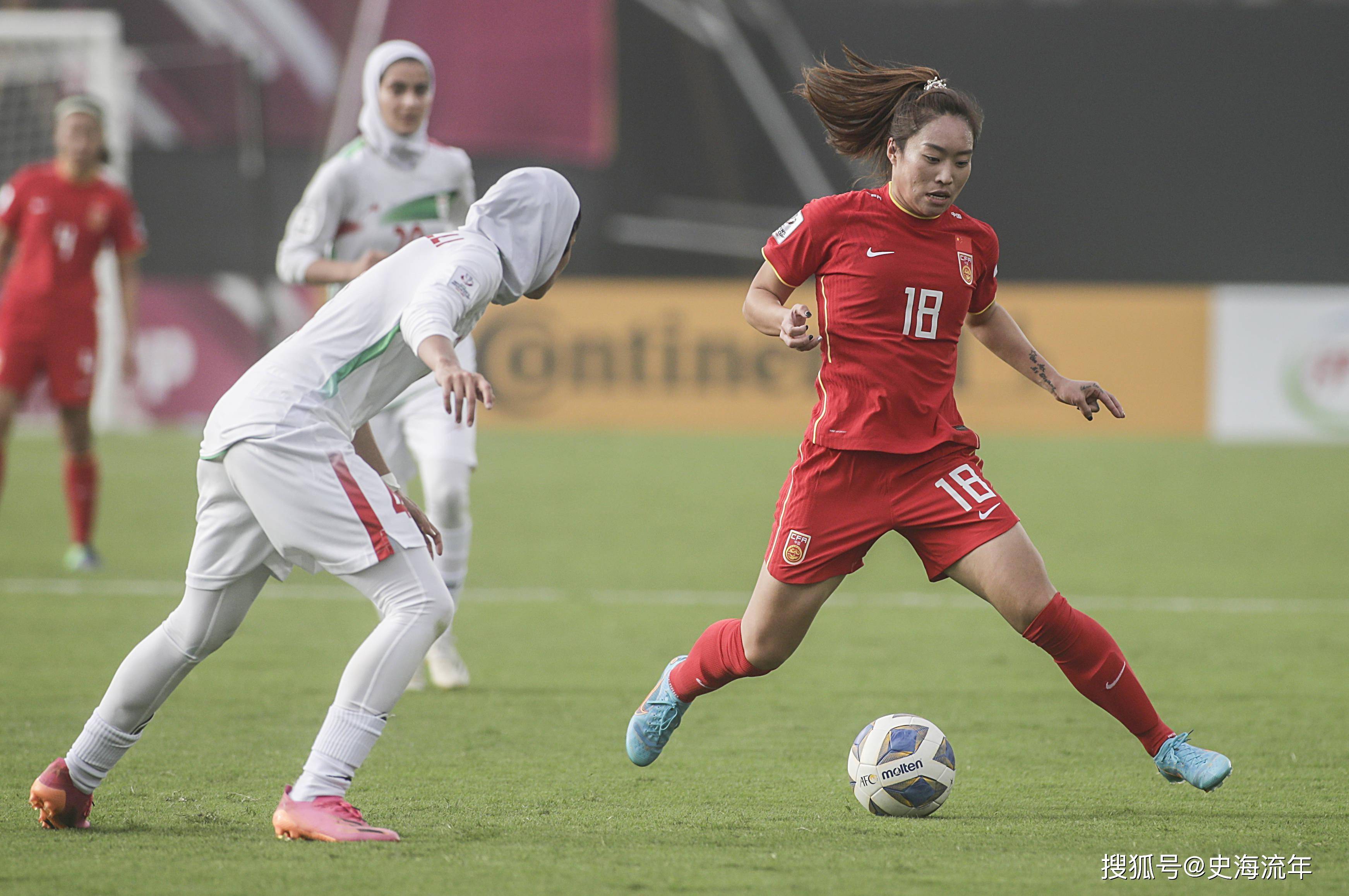 包含引爆：女足比赛世界杯赛场震撼开战的词条